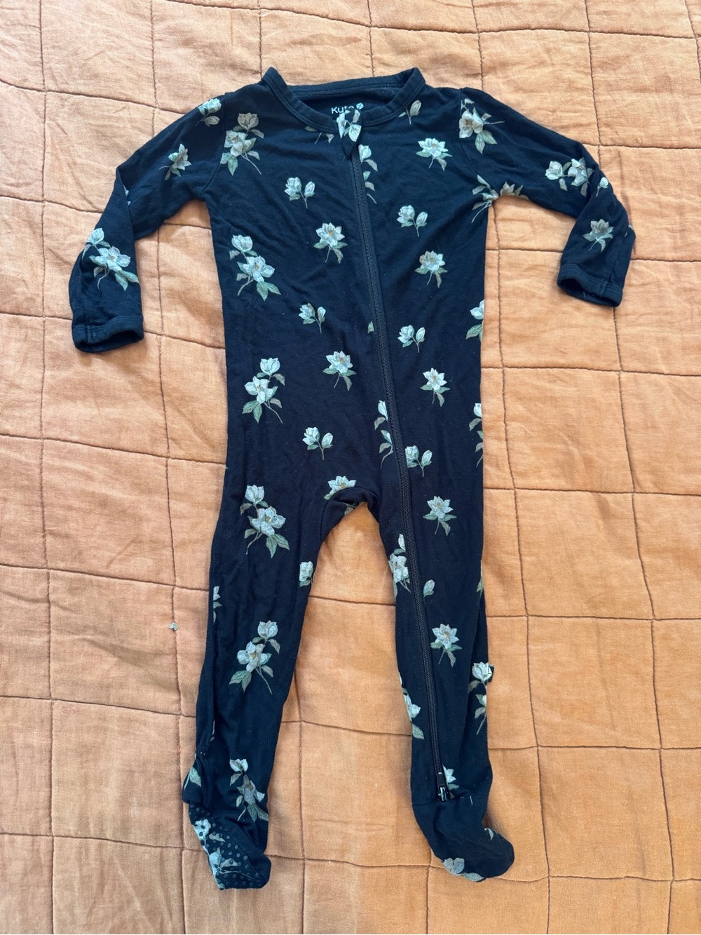 Kyte Baby Zippered Footie 6-12 months